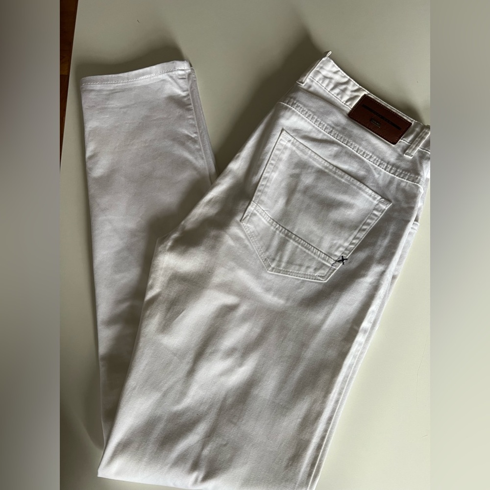 ZARA MEN slim  white trousers . Size 32 .